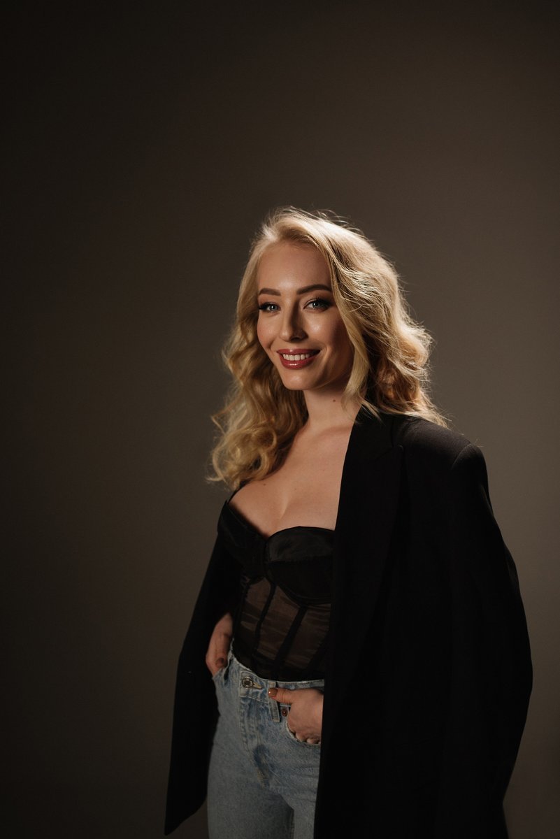 Oleksandra Vonsovych — piano teacher London and piano coach London at A-VOX