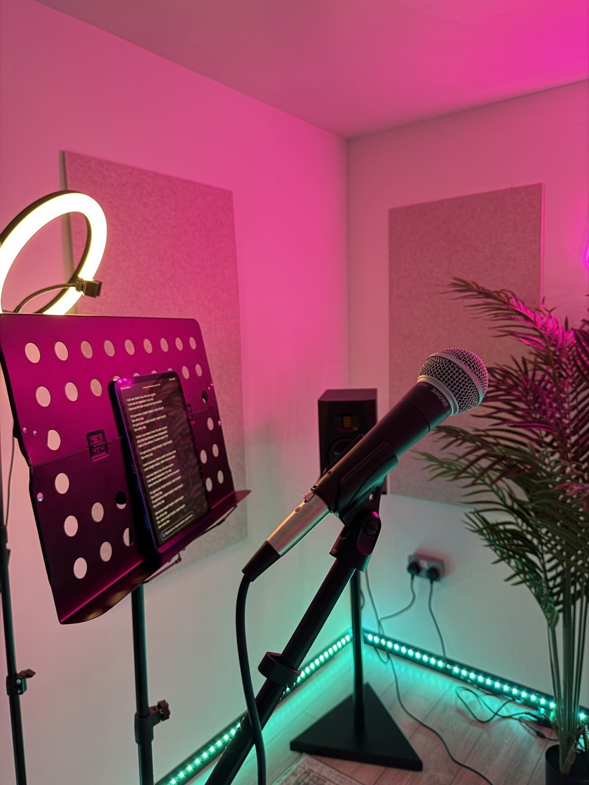 Singing lessons in London — microphone on stand with iPad lyrics at A-VOX studio